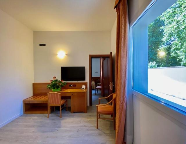 Hotel Garibaldi Padova Esterno foto