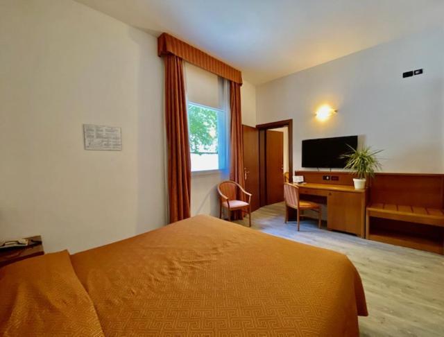 Hotel Garibaldi Padova Esterno foto