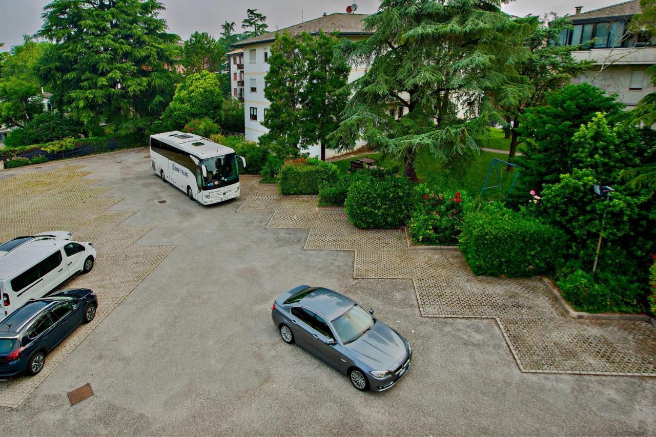 Hotel Garibaldi Padova Esterno foto